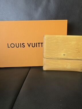 Louis Vuitton Epi Leather Small Trifold Wallet in Yellow W/purple Interiror